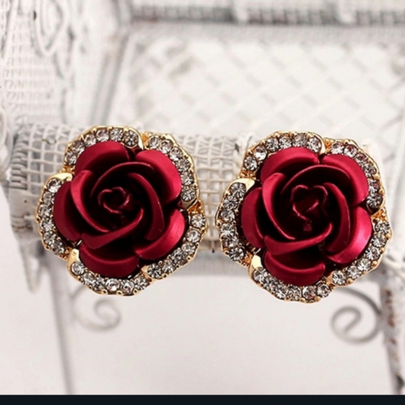 Jewelry - 🌹🌹HOST PICK🌹🌹BREATHTAKING!!  Red Rose earrings in SILVER 🌹🌹